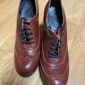 Born Women's Brown Leather Oxfords